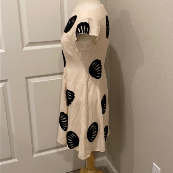 SOLD Anthropologie cream black seashell dress - Picture 3 of 6